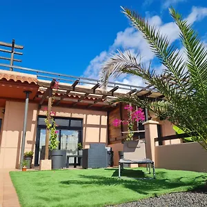Sunset Home's Lajares