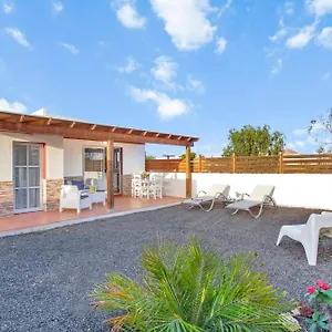 Casa Daniela 100 X 100 Relax Lajares